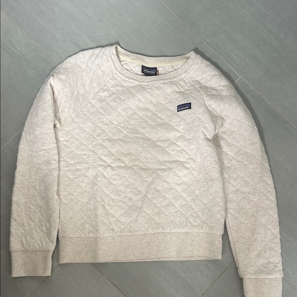 Patagonia Quilted Crewneck Sweatshirt - heathered rose color